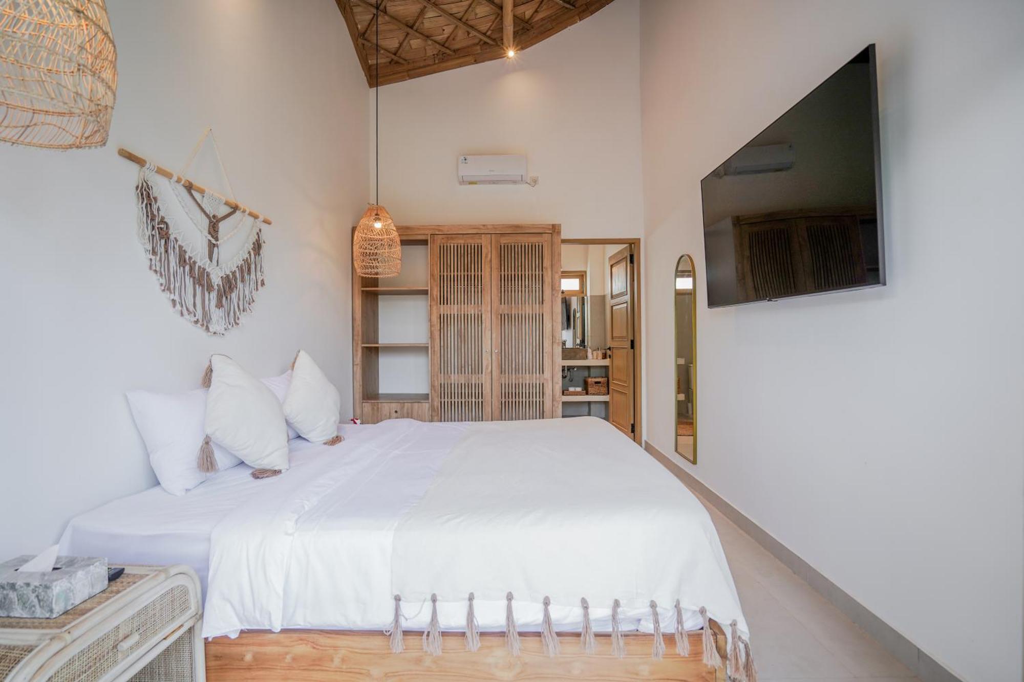 Villa Sunset Bamboo - 3Br Villa In Kerobokan Екстериор снимка