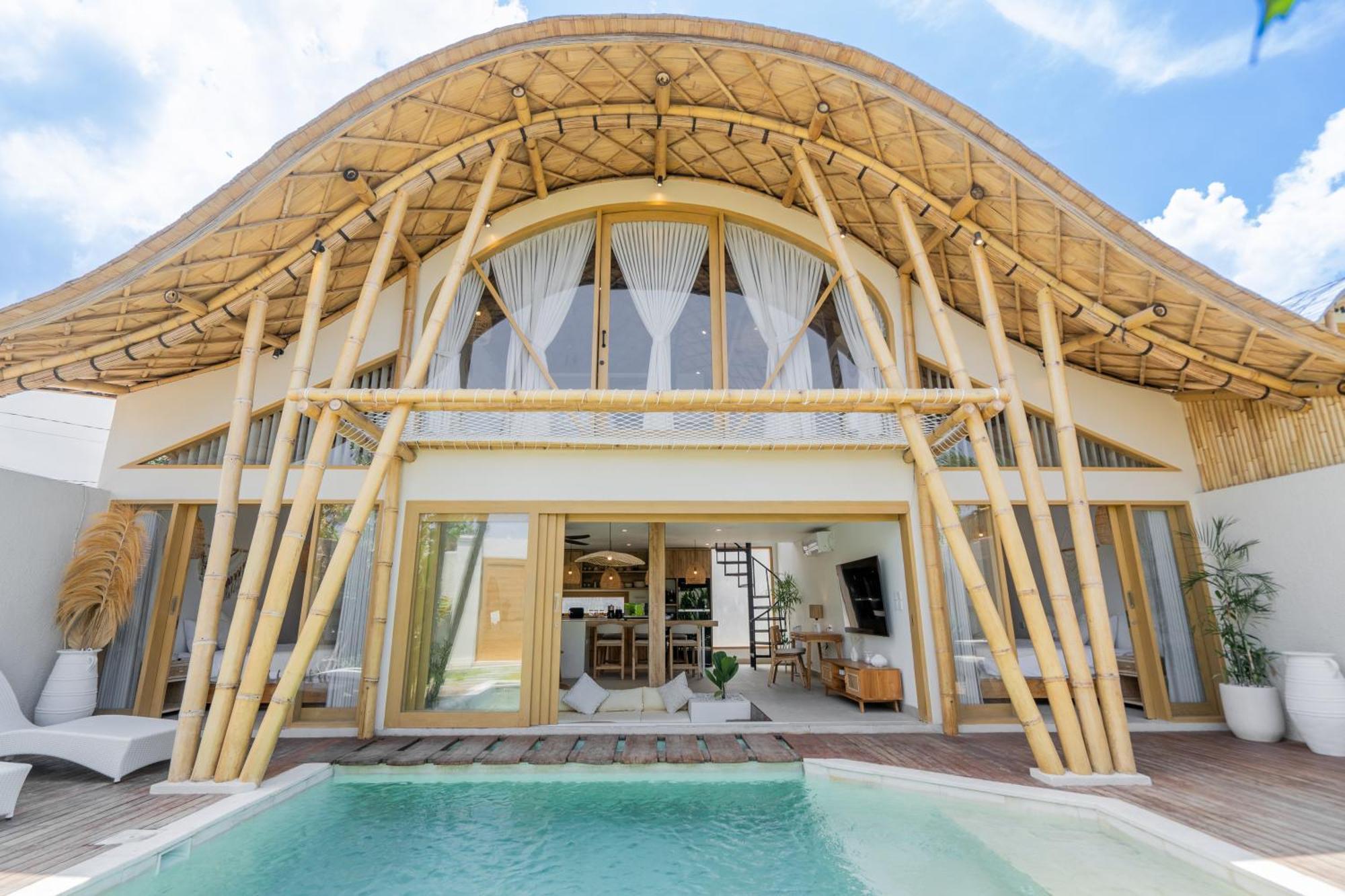 Villa Sunset Bamboo - 3Br Villa In Kerobokan Екстериор снимка