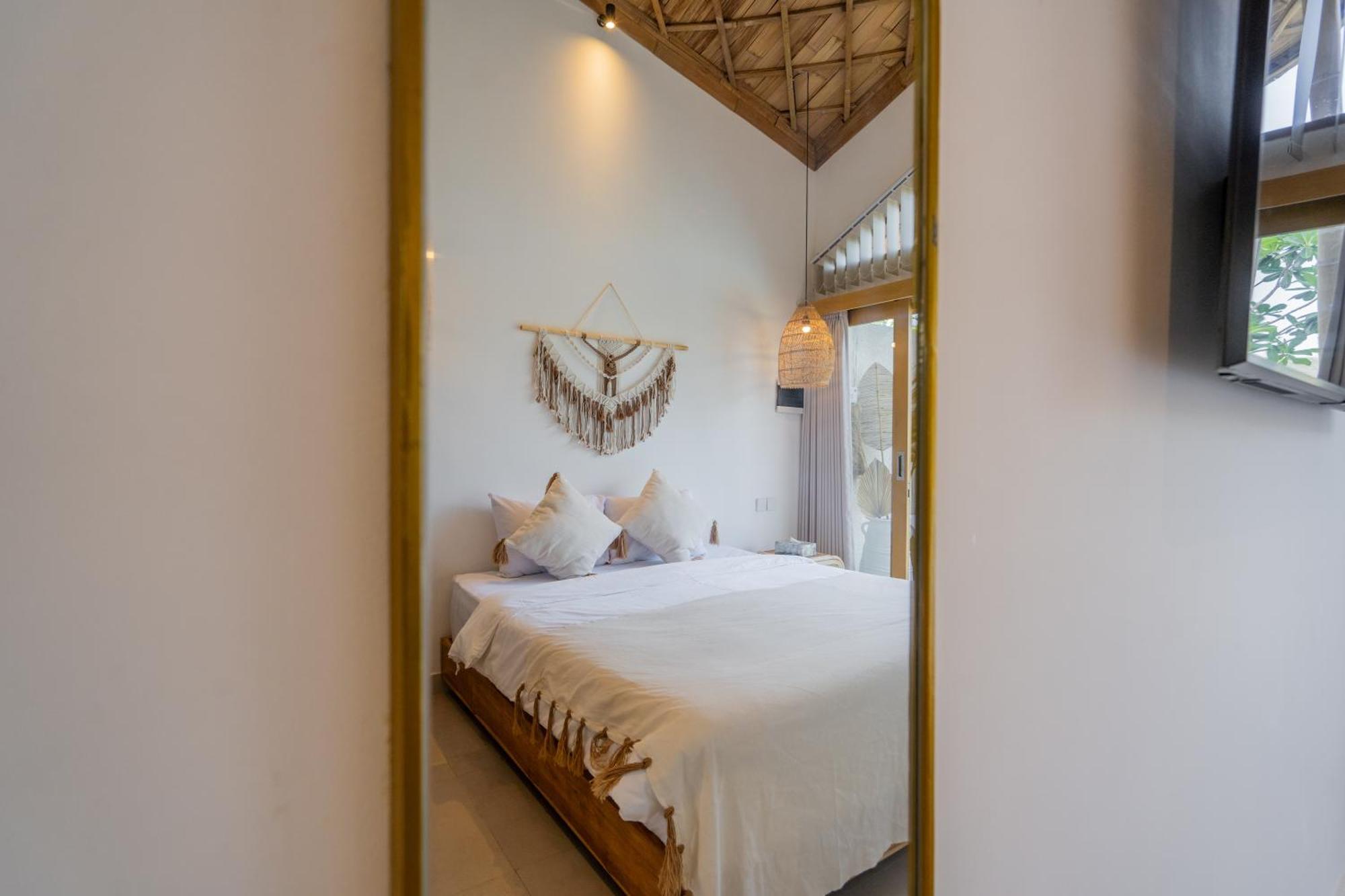Villa Sunset Bamboo - 3Br Villa In Kerobokan Екстериор снимка