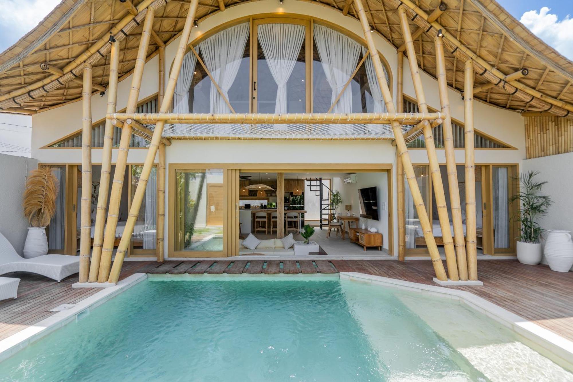 Villa Sunset Bamboo - 3Br Villa In Kerobokan Екстериор снимка