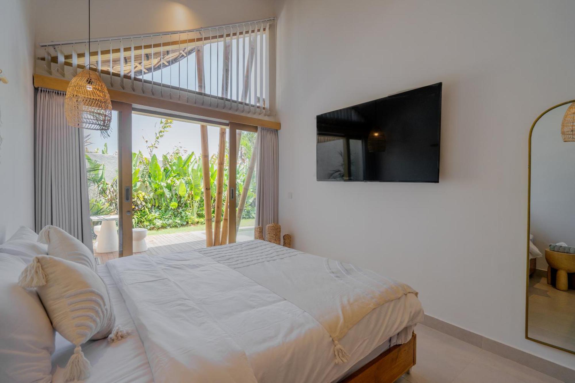 Villa Sunset Bamboo - 3Br Villa In Kerobokan Екстериор снимка