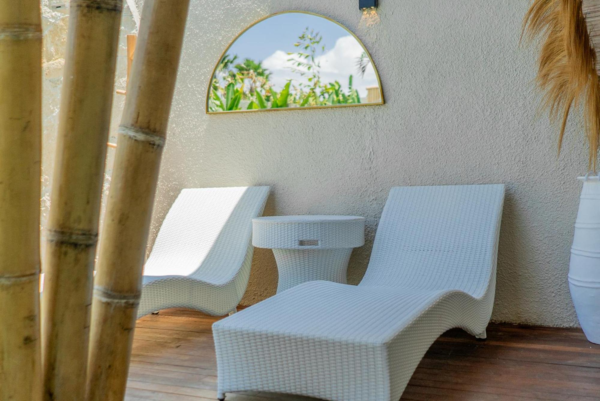 Villa Sunset Bamboo - 3Br Villa In Kerobokan Екстериор снимка